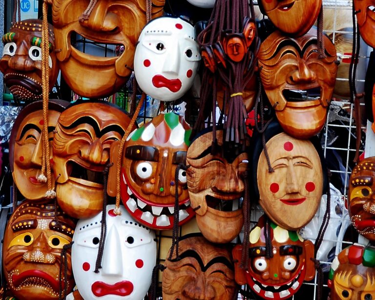 Best Hahoe Masks from Korea for Home Decor - KoreaProductPost