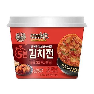 korean instant food kimchi pancake